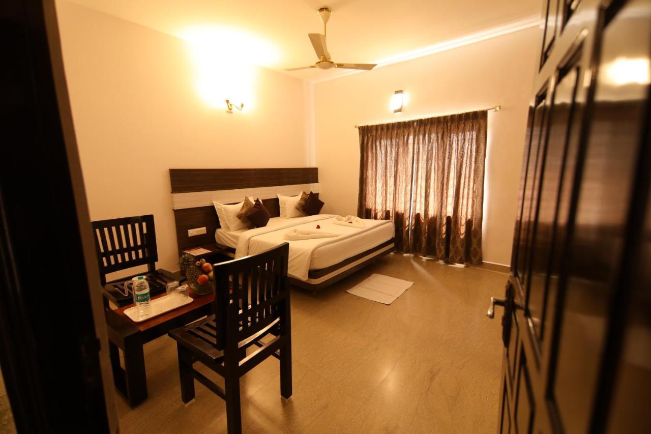 Sri Gnana Vedha Beach Residency Velankanni Exterior photo